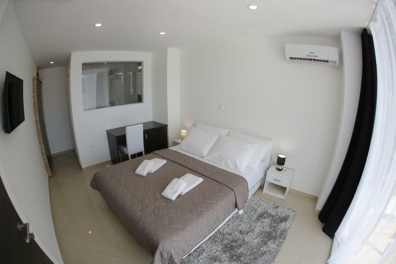 365 Rooms Zára Kültér fotó